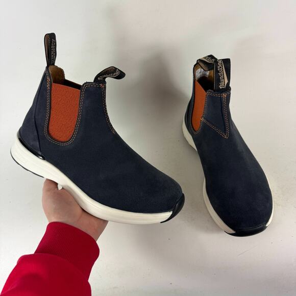 Blundstone Chelsea Boot Women's 9.5 Navy Suede Round Toe Pull-On Ankle 2147 - Picture 1 of 9